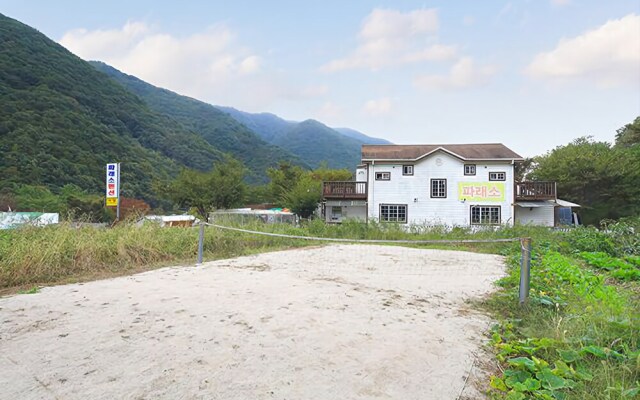 Baenae Dakyoung Paelaeso Pension