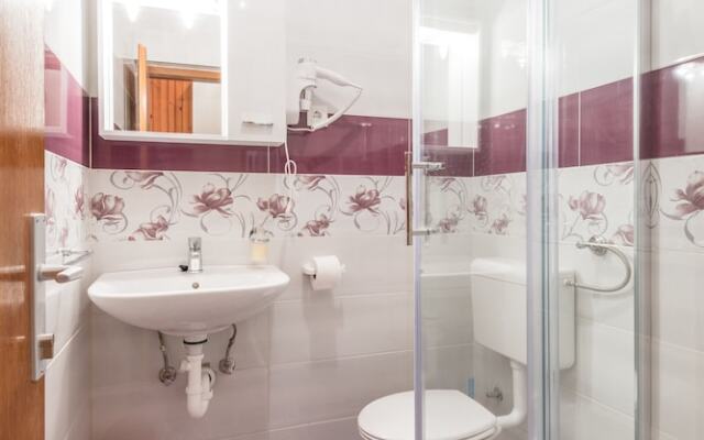 Rooms Ruža