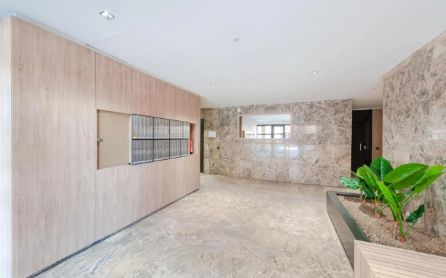 Premium Accomodation in La Rosaleda - Madrid