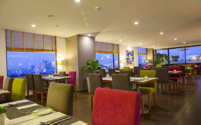 EMM Hotel Saigon
