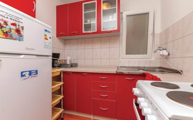 Stunning Home in Jadrija With Wifi and 2 Bedrooms