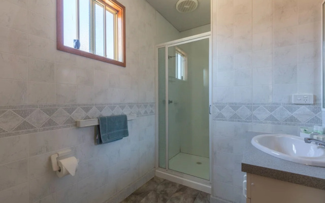 Holbrook Motor Village