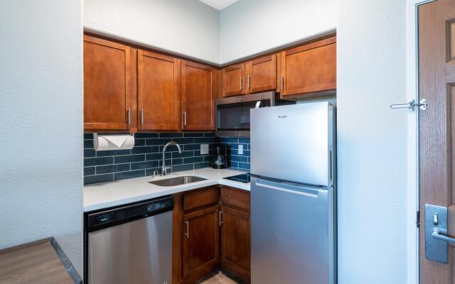Staybridge Suites Phoenix - Glendale Sports Dist by IHG