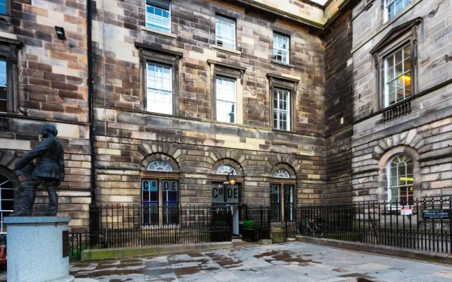 The Townhouse - Royal Mile