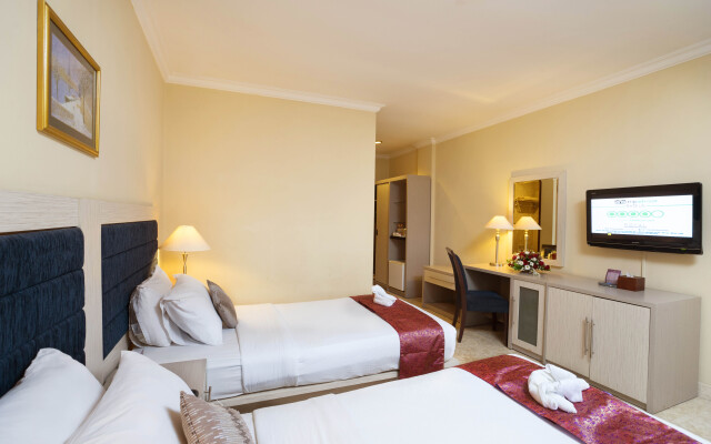Royal Orchids Garden Hotel & Condominiums