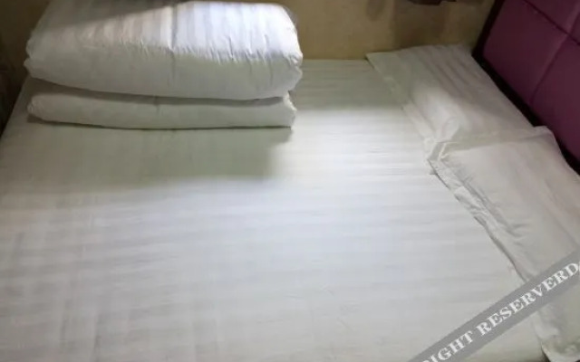 Orange Hotel (Xi'an College of Politics and Law Branch)