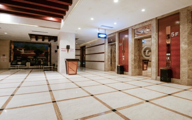 Century Palace Hotel