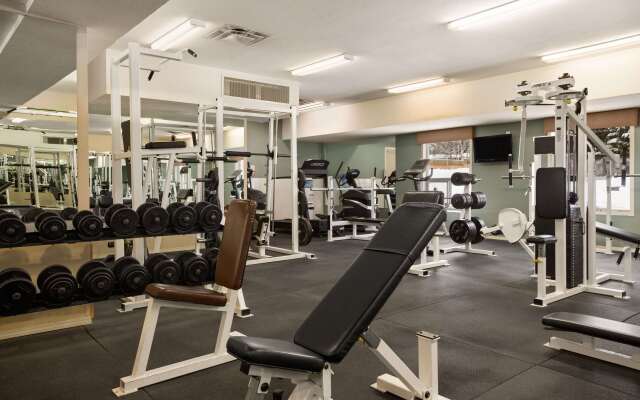 Ramada Limited Golden