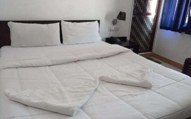 The Royal Lake View Villa