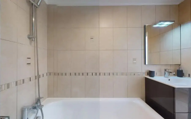 1 Bedroom Superior Apartment in Maida Vale