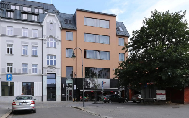 Hotel Ruby Blue