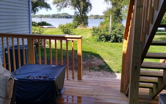 Mcmallard Vacation Lakefront 4 Bedroom Duplex