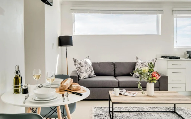 Private Secure Studio in Camps Bay The Cove