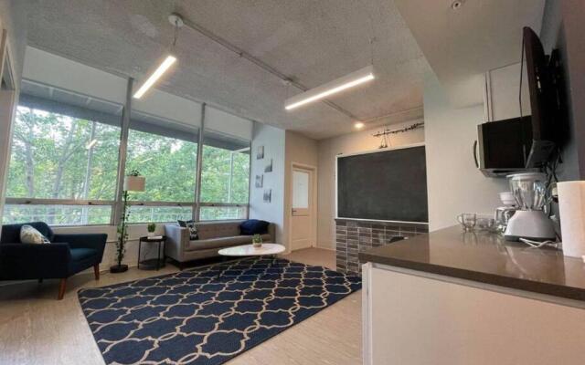 Cozy Resort Style Lodging Min From The Plaza apt 111
