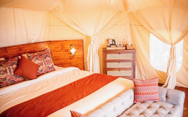 Alam Caldera Camp & Resto