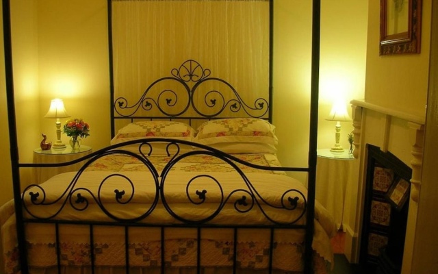 Hills Havens Cottages – Guest Rooms – Sydney