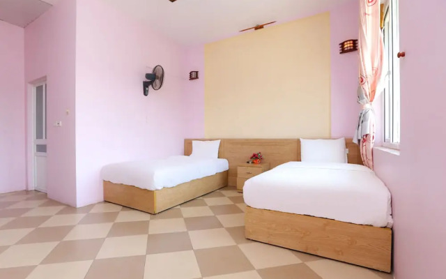 OYO 593 Bach Duong Hotel