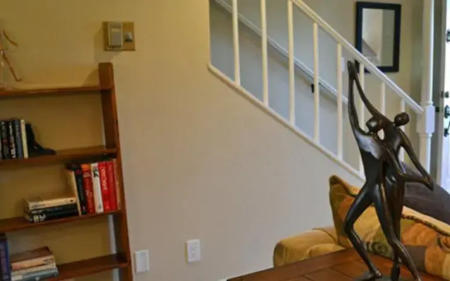 Two-Bedroom Scottsdale Townhome with Heated Pool
