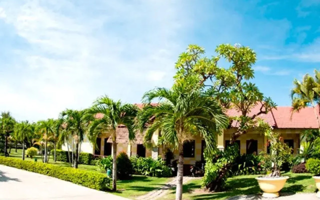 White Sand Doclet Resort And Spa