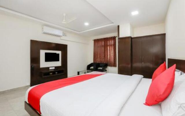 OYO 28184 BMR Residency