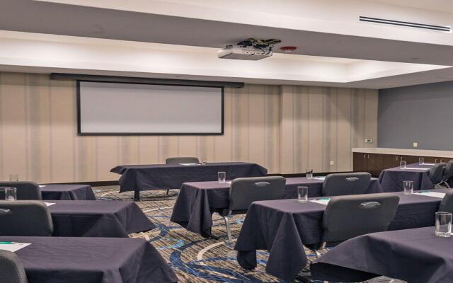 Holiday Inn Austin Airport by IHG