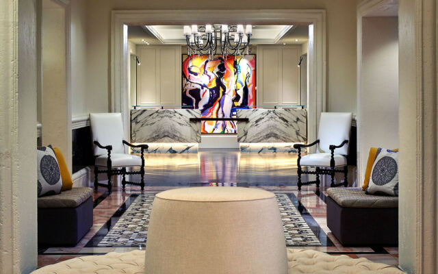 Hotel Colonnade Coral Gables, Autograph Collection