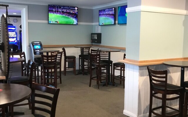 The Australian Hotel Motel Yass