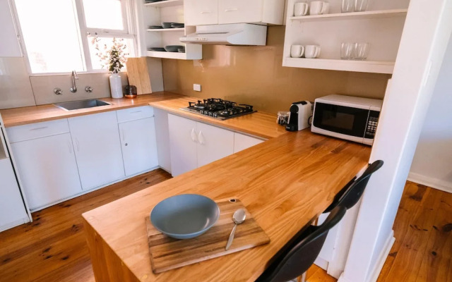 A Wave Away @ Glenelg Cosy Unit Near The Beach