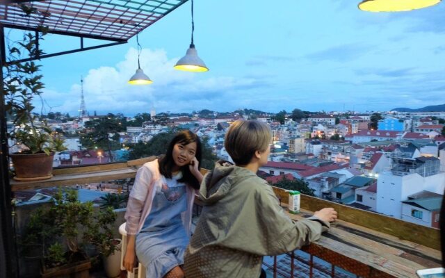Gaia Hostel
