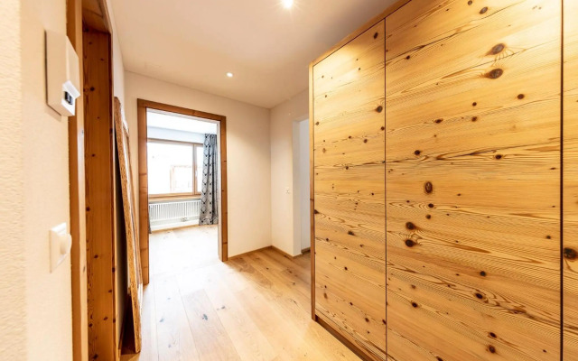 Unique Alpic style apartment in the heart of Davos