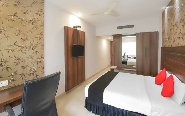 Capital O 18430 The Dawn Hotel