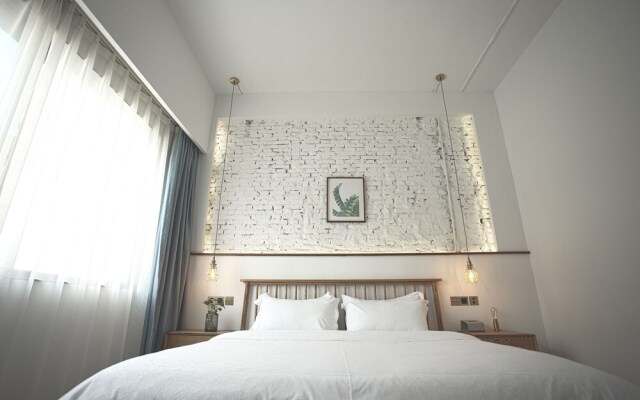 Unique Space Design Art Hotel