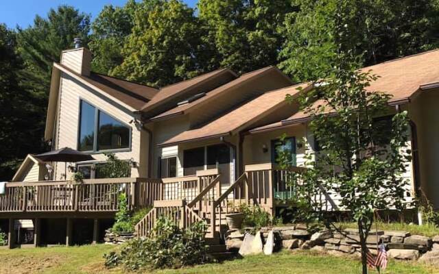 Black Creek Bed and Breakfast