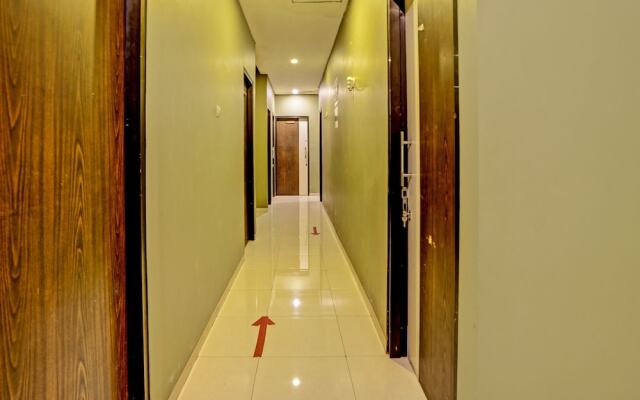 Super OYO Capital O 92633 Spring Hotel Gubeng