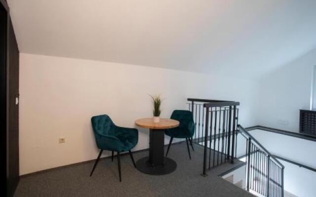 Rooms Hrpelje