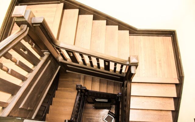 Historic Benner Mansion