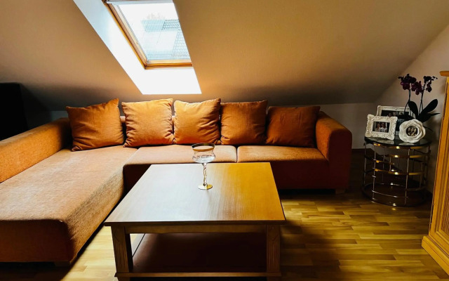 Exklusives Haus mit Garten