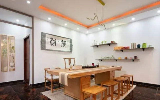 Qicheng Hotel