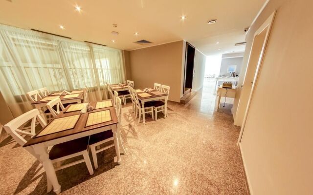 New Era Hotel Bucharest City