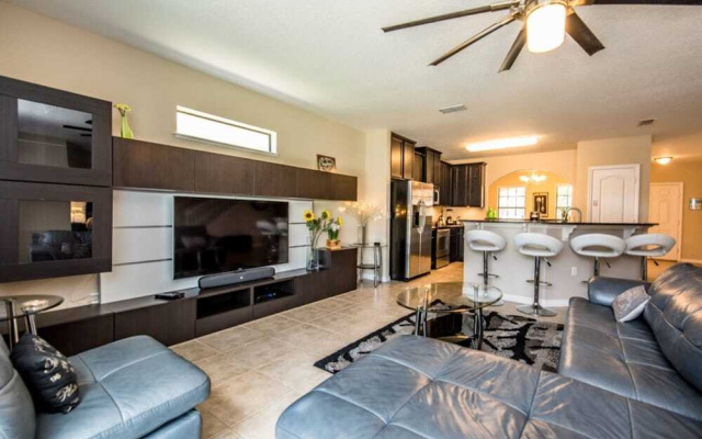 Cypress Pointe-1127 Holiday Home