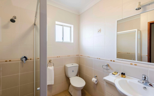 Best Western Plus Ambassador Orange