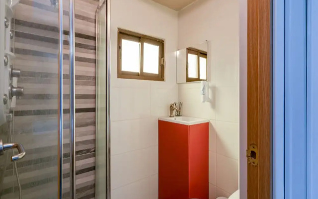 OYO Ruzafa Guesthouse