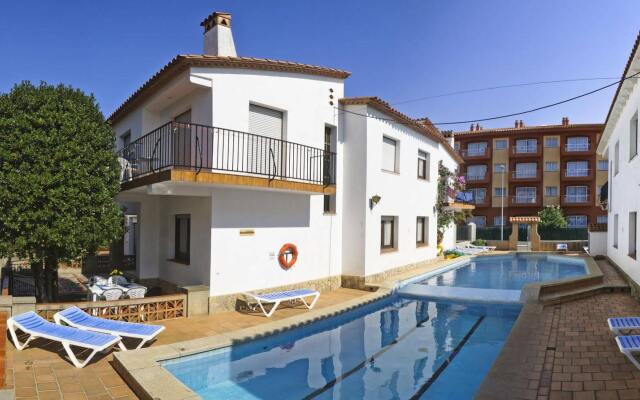 Rv Hotels Apartamentos Villas Piscis