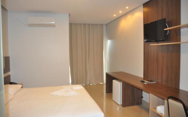 Kamur Plaza Hotel