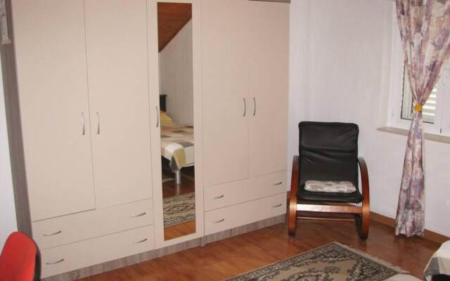 Waterfront Apartment Family Friendly, Ground Level