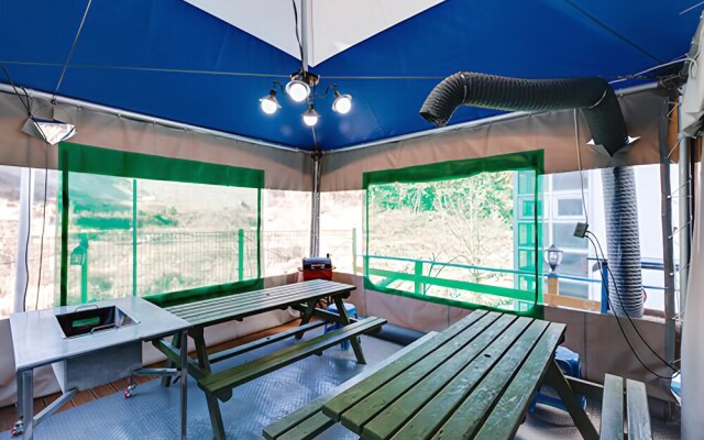 Tongyeong Ji and Park Pension