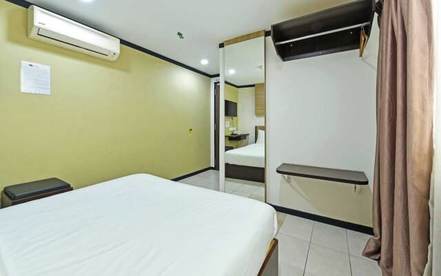 OYO 91009 One Enigma Hotel