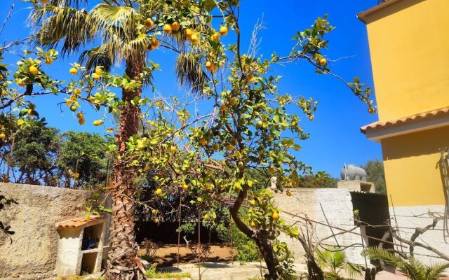 Villa Immersed in Relaxation 500 Metres From the Sea