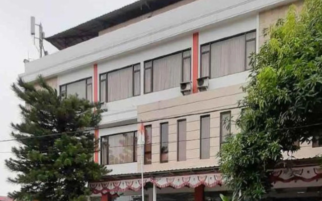 Hotel Prasasti Pacitan