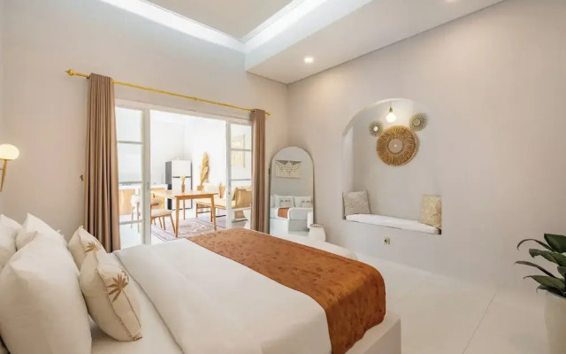 Private Pool Villa Ahana by OriVista